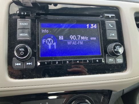 Used 2021 Honda HR-V LX image 20