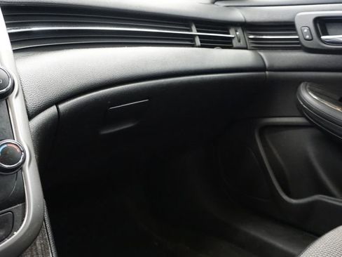 Used 2014 Chevrolet Malibu LT w/ Power Convenience Package image 38