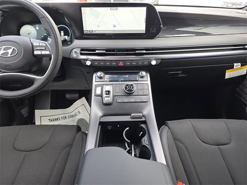 New 2025 Hyundai Palisade Calligraphy image 13