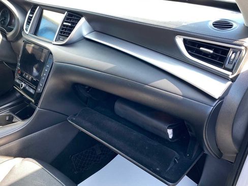 Used 2021 INFINITI QX50 Sensory w/ Cargo Package image 30