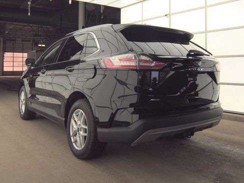 Used 2024 Ford Edge SEL w/ Convenience Package image 7
