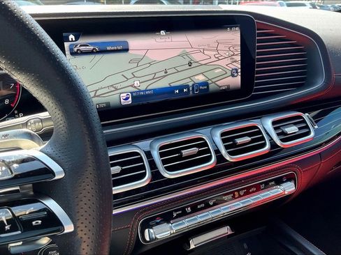 Certified 2025 Mercedes-Benz GLE 53 AMG 4MATIC image 3