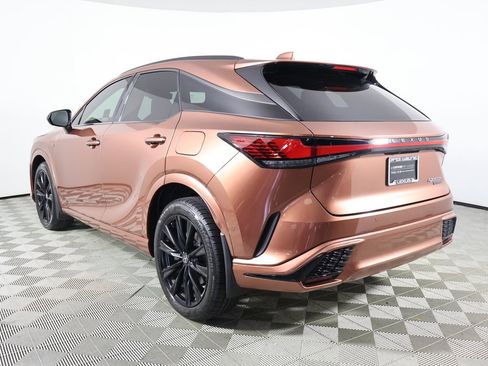 Used 2024 Lexus RX 500h F Sport w/ Convenience Package image 4