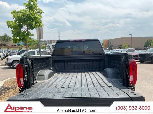 Used 2022 GMC Sierra 2500 Denali w/ Denali Black Diamond Edition AWD/4WD image 20