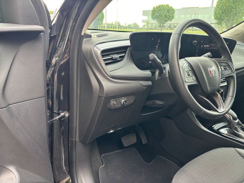 Used 2025 Buick Encore GX Preferred FWD image 33