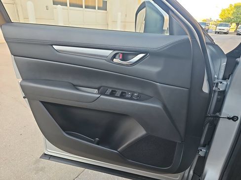 Used 2020 MAZDA CX-5 Touring FWD image 25