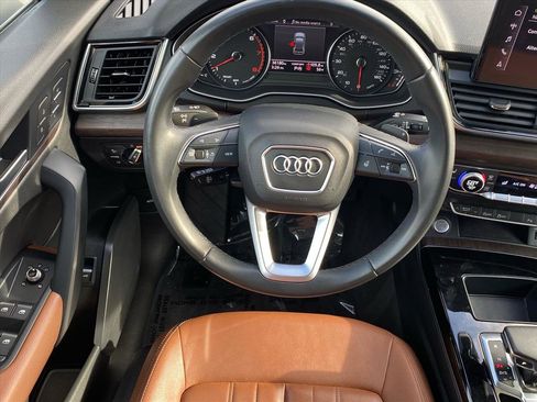 Used 2023 Audi Q5 2.0T Premium w/ Convenience Package image 6