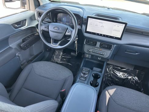 Used 2025 Ford Maverick XL w/ Equipment Group 102A AWD/4WD image 17