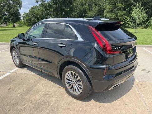 Certified 2025 Cadillac XT4 Premium Luxury FWD image 3