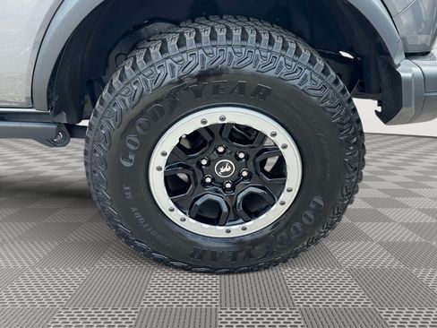 Used 2024 Ford Bronco Black Diamond w/ Sasquatch Package AWD/4WD image 33