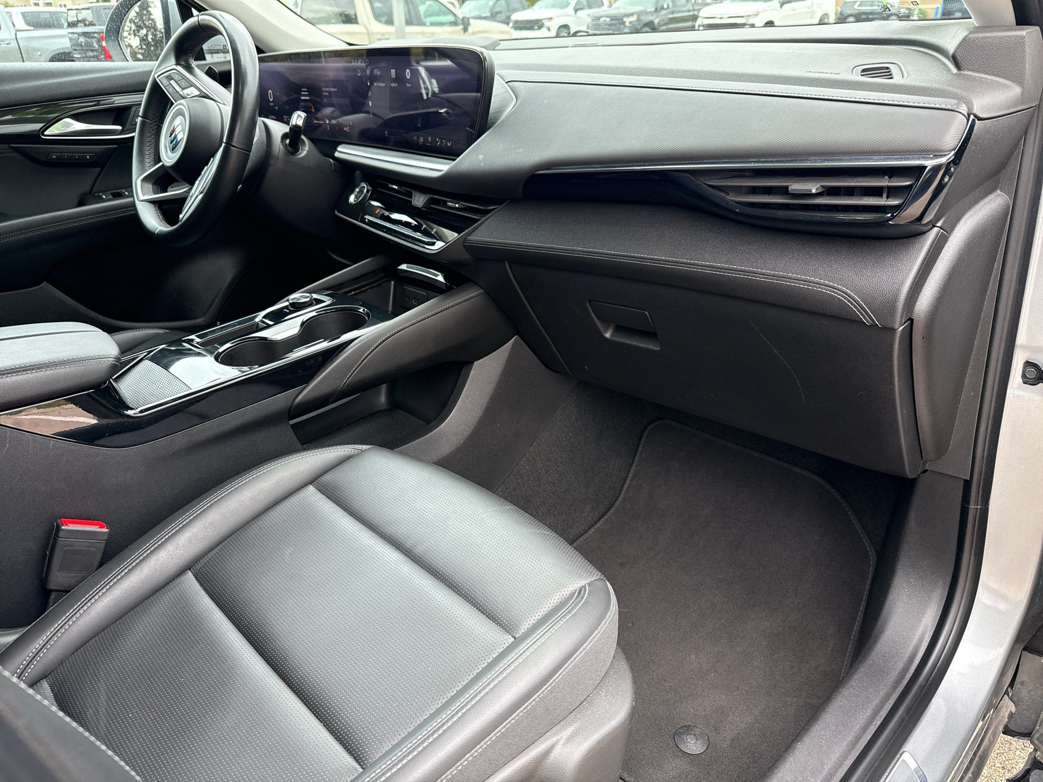 Used 2024 Buick Envision Preferred AWD/4WD image 40