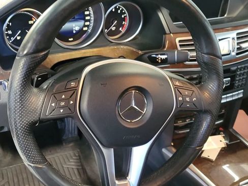 Used 2014 Mercedes-Benz E 350 4MATIC Wagon image 10