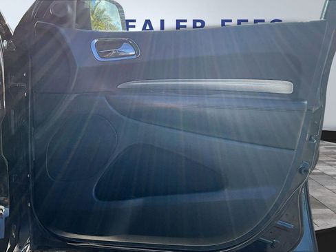 Used 2019 Dodge Durango R/T w/ Blacktop Package image 29