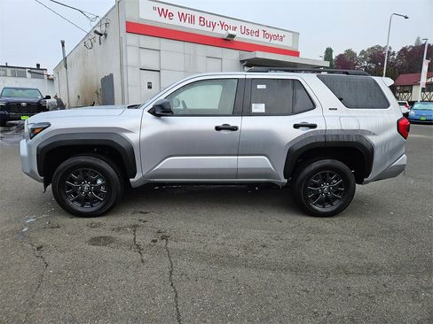 New 2025 Toyota 4Runner SR5 image 6