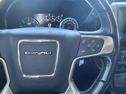 Used 2018 GMC Sierra 1500 Denali w/ Denali Ultimate Package AWD/4WD image 16