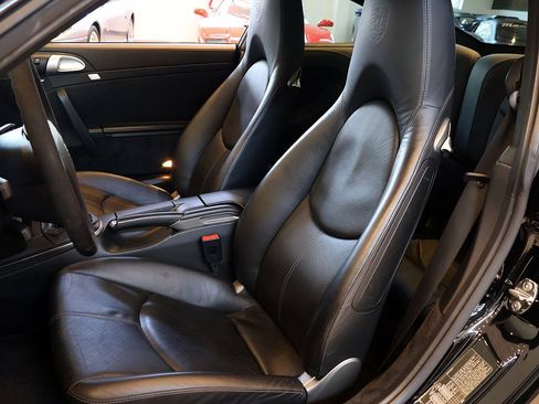 Used 2005 Porsche 911 Carrera S RWD image 5