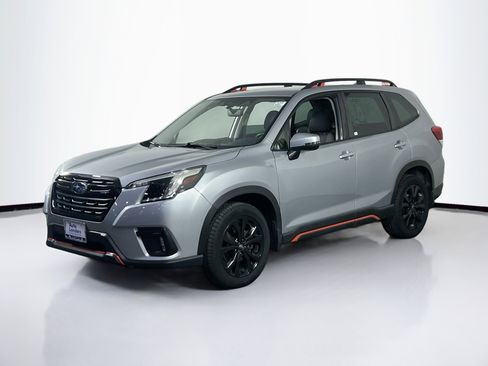 Used 2023 Subaru Forester Sport image 1