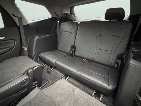 Used 2020 Buick Enclave Avenir w/ Avenir Technology Package image 13