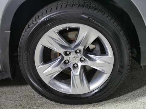 Used 2015 Toyota Highlander Limited Platinum image 15