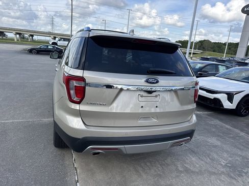 Used 2017 Ford Explorer Limited w/ Equipment Group 301A image 17
