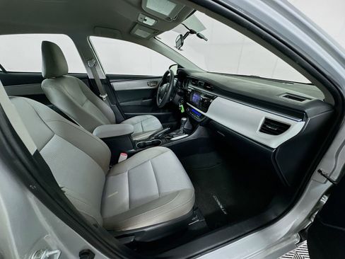 Used 2016 Toyota Corolla LE image 23