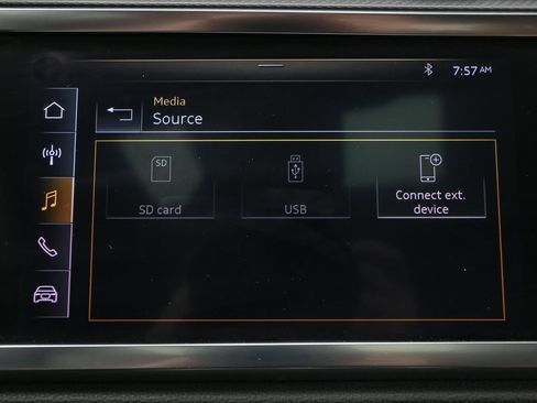 Used 2020 Audi Q3 2.0T Premium w/ Convenience Package image 31