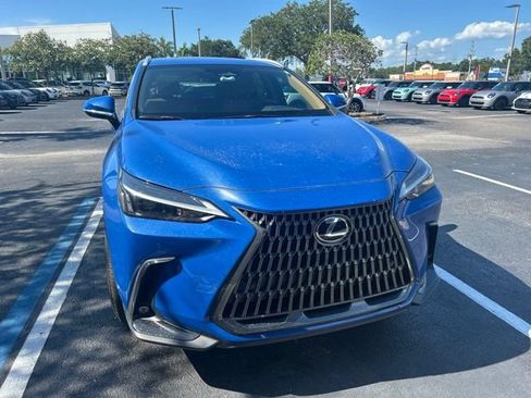 Used 2025 Lexus NX 250 FWD w/ Towing Package (2000 Lbs) image 2