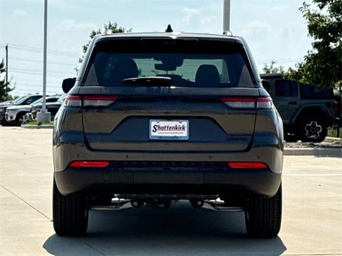 New 2025 Jeep Grand Cherokee Limited w/ Luxury Tech Group II image 7