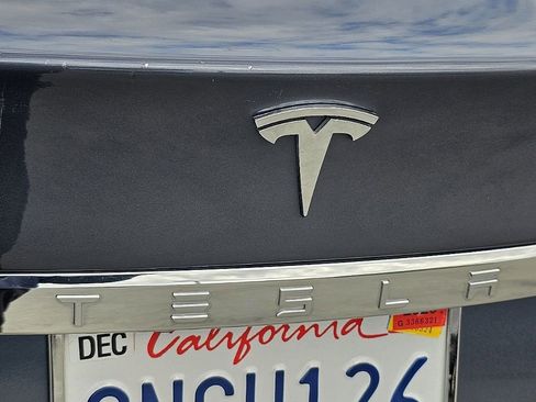 Used 2020 Tesla Model S Long Range AWD/4WD image 14