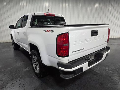 Used 2022 Chevrolet Colorado LT w/ Luxury Package AWD/4WD image 3