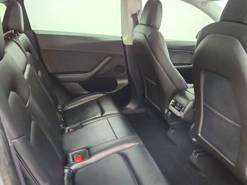 Used 2020 Tesla Model Y Long Range AWD/4WD image 27