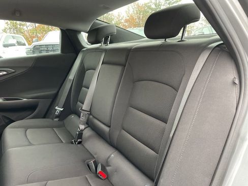 Used 2023 Chevrolet Malibu LT image 30