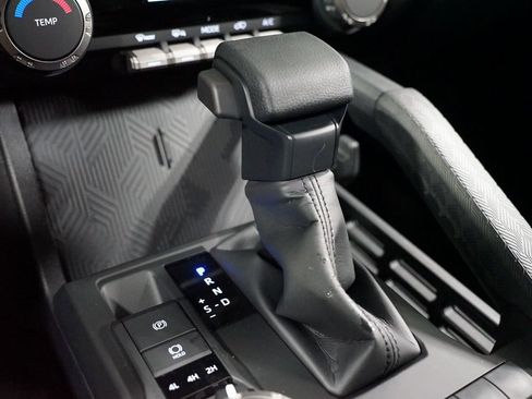 New 2026 Toyota 4Runner SR5 AWD/4WD image 24
