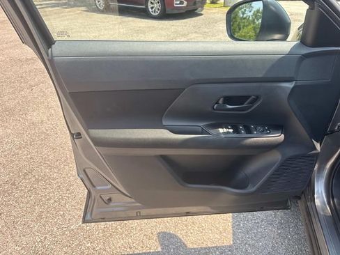 Used 2026 Nissan Kicks S FWD image 20