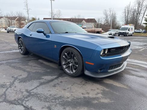 Used 2022 Dodge Challenger R/T Scat Pack w/ Driver Convenience Group image 3