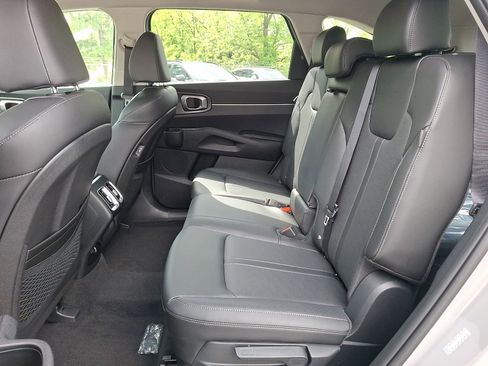 New 2026 Kia Sorento S AWD/4WD image 11