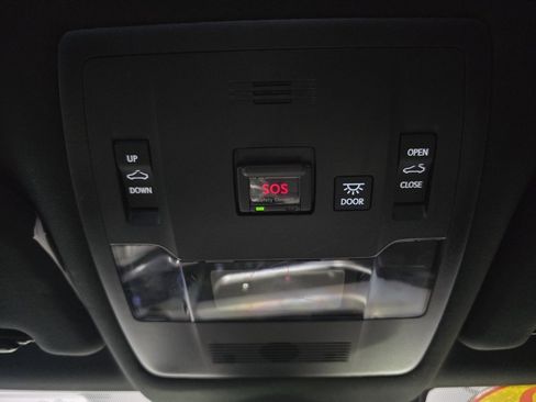 Used 2019 Lexus UX 200 F Sport image 19