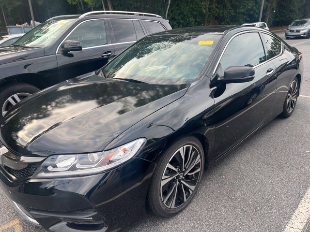 Used 2017 Honda Accord EX-L image 2