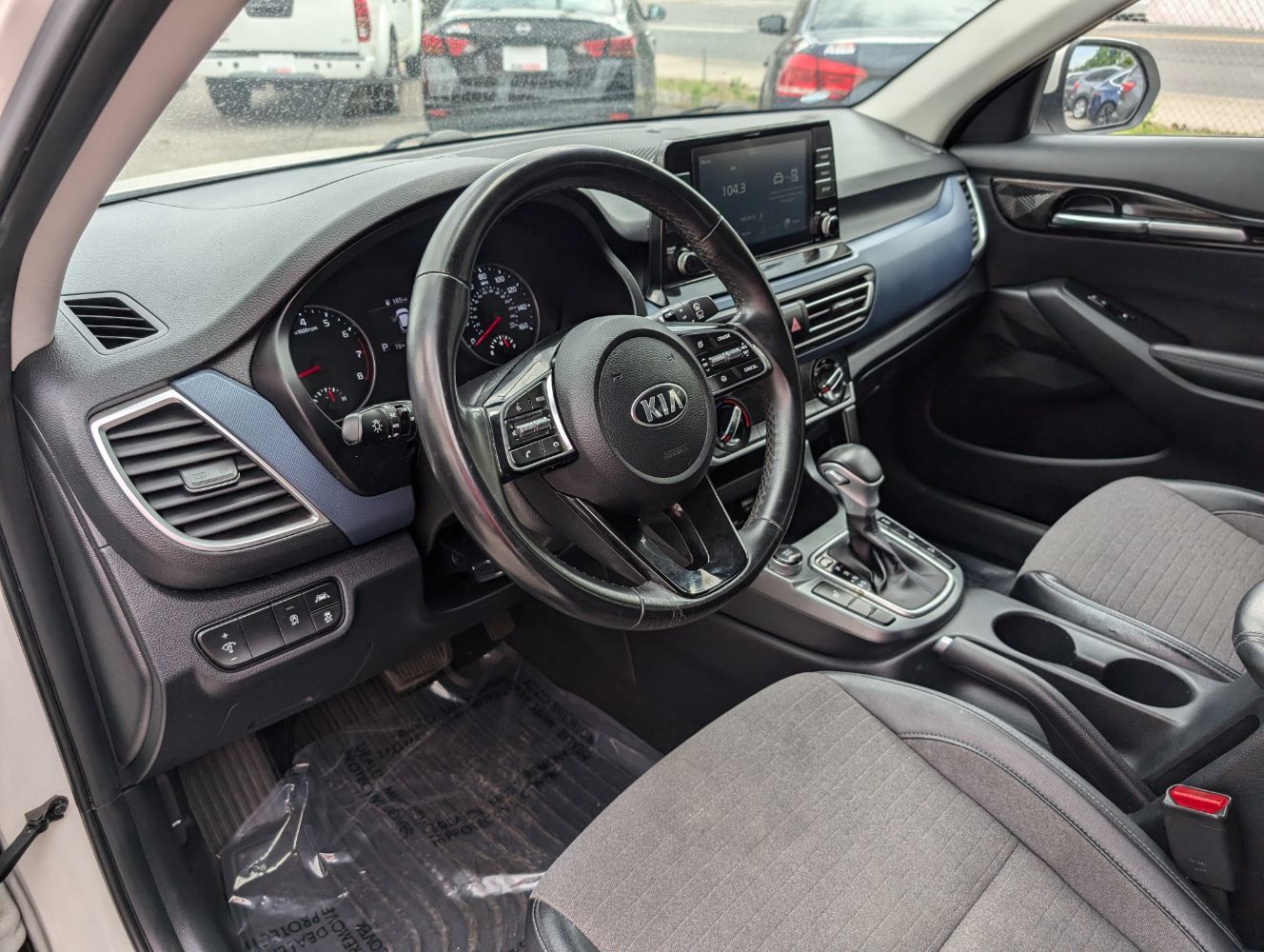 Used 2021 Kia Seltos S AWD/4WD image 12