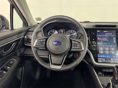 Used 2025 Subaru Outback Limited image 20