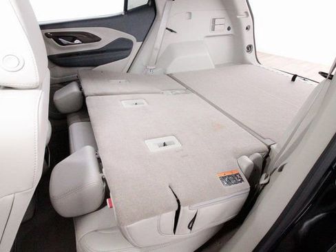 Used 2024 GMC Terrain Denali w/ Black Diamond Edition image 35