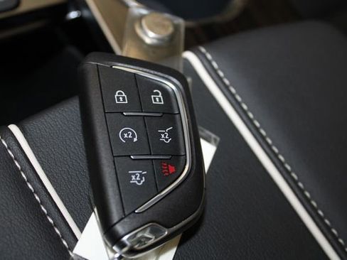 New 2026 Cadillac Escalade ESV Luxury image 25