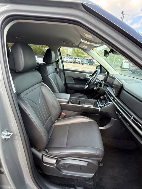Used 2026 Hyundai Santa Fe SEL AWD/4WD image 18