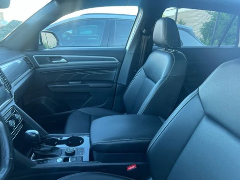 Used 2020 Volkswagen Atlas Cross Sport SEL AWD/4WD image 6