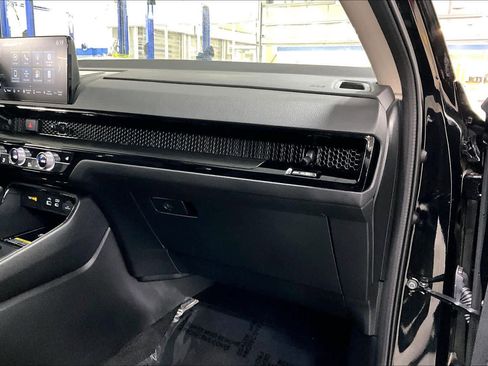 Used 2025 Honda CR-V EX-L image 18