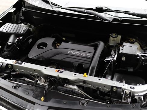 Used 2018 Chevrolet Equinox LT FWD image 28