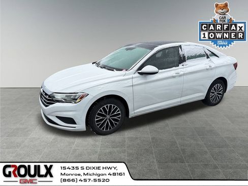 Used 2019 Volkswagen Jetta SE image 1