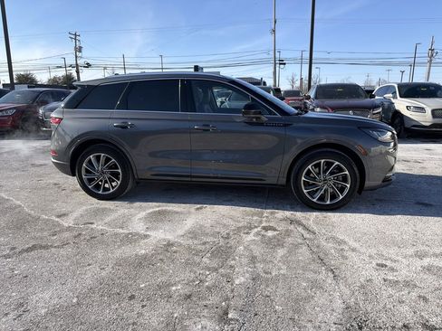 Used 2022 Lincoln Corsair Grand Touring image 6