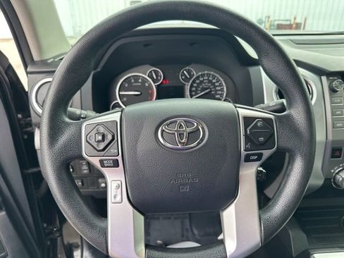Used 2015 Toyota Tundra SR5 w/ SR5 Upgrade Package image 19