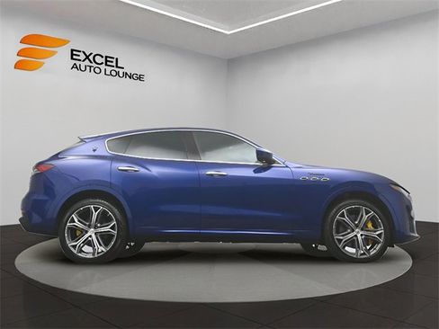Used 2022 Maserati Levante Modena image 52